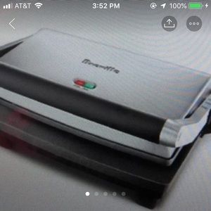 Panini Grill - like new - booklet/utensil incl.